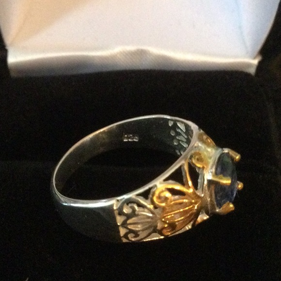 Enchanting Genuine Sapphire Ring - Picture 9 of 10